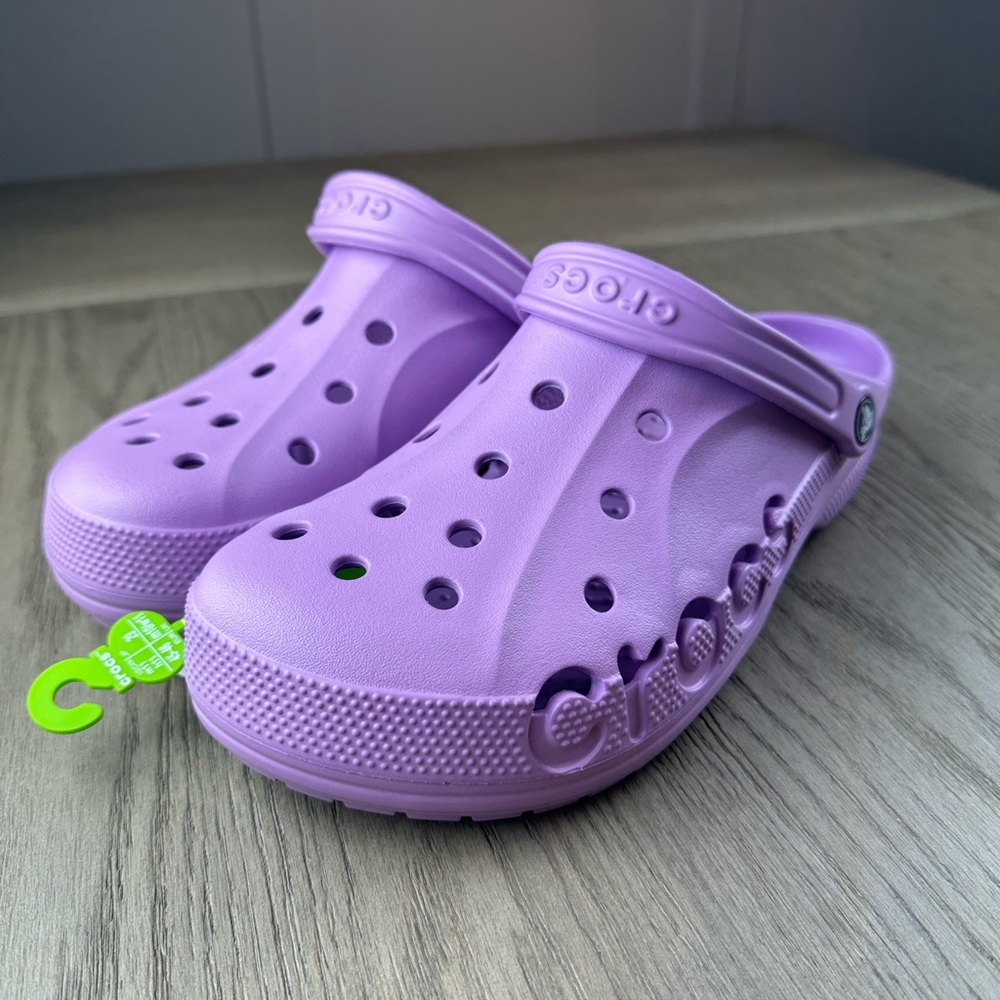 CROCS NWT. Men’s size 11.